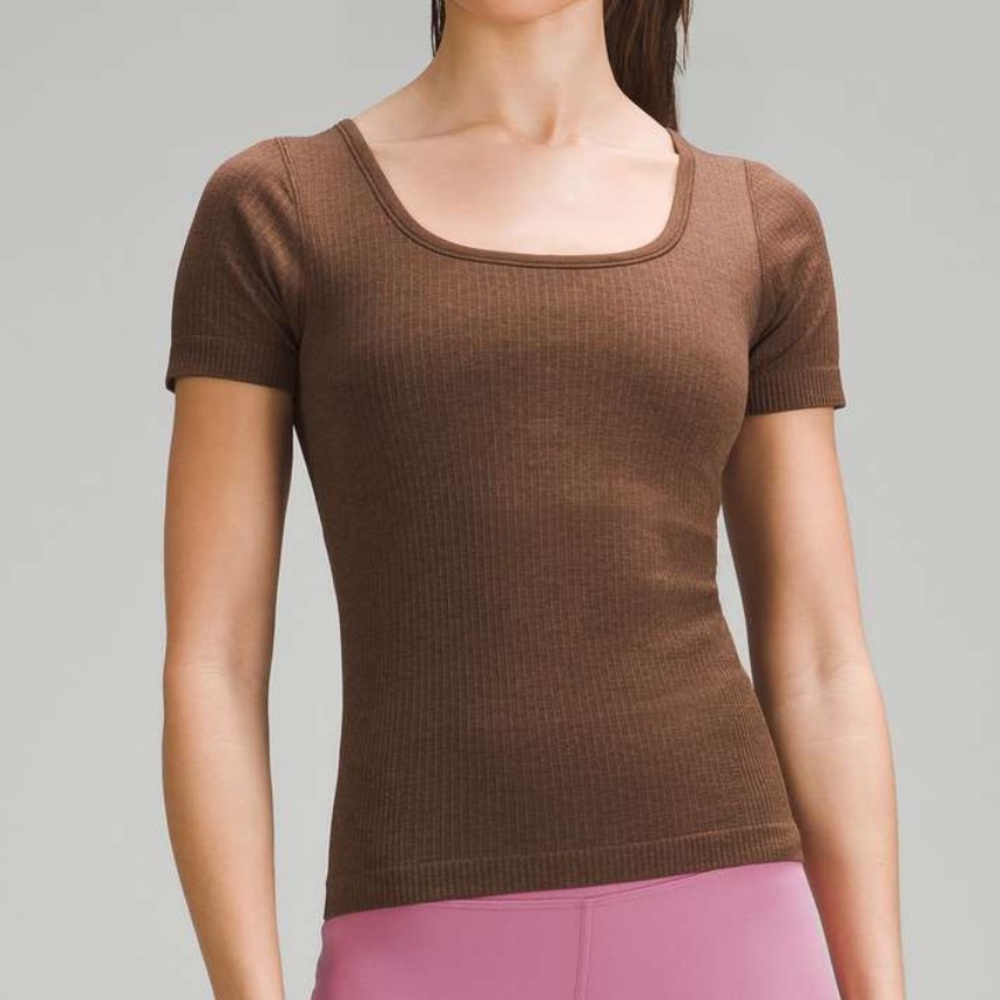 Lululemon Ebb to street short sleeve Java